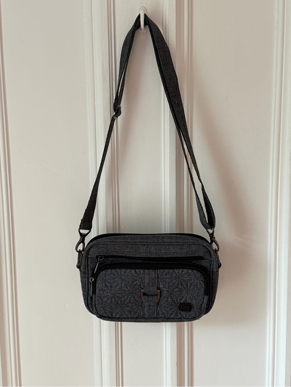 Women’s Lug Carousel Crossbody Bag Heather Grey Adjustable Strap